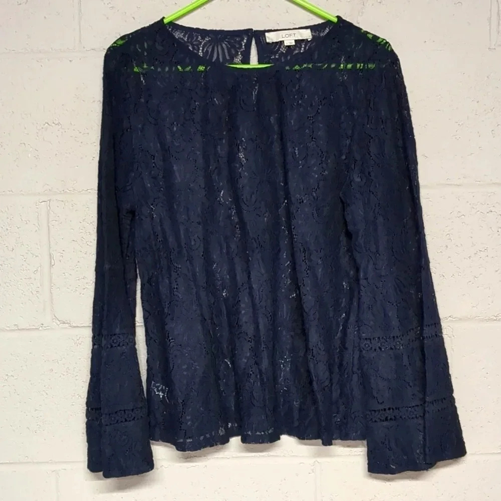 Loft Women's Navy Blue Lace Belle Sleeve Blouse Large, Dark Academia